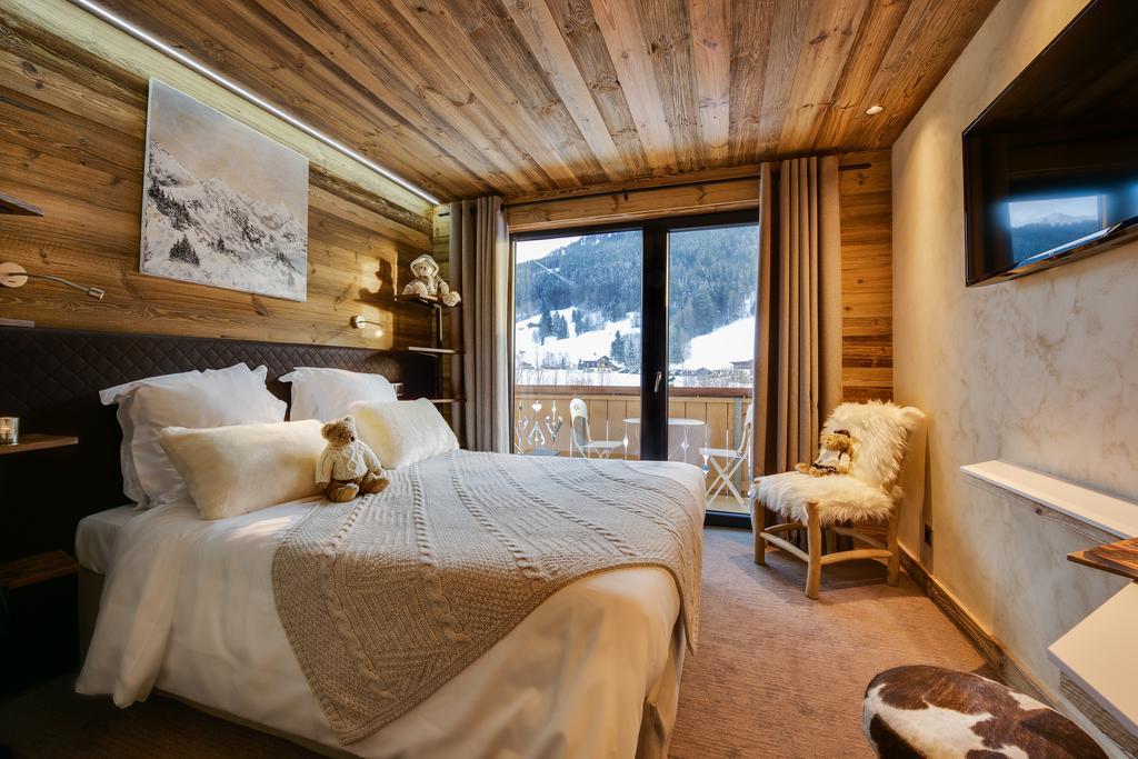Hotel-Chalet Les Ecureuils Restaurant, Piscine, Garage Ле-Гран-Борнан Экстерьер фото